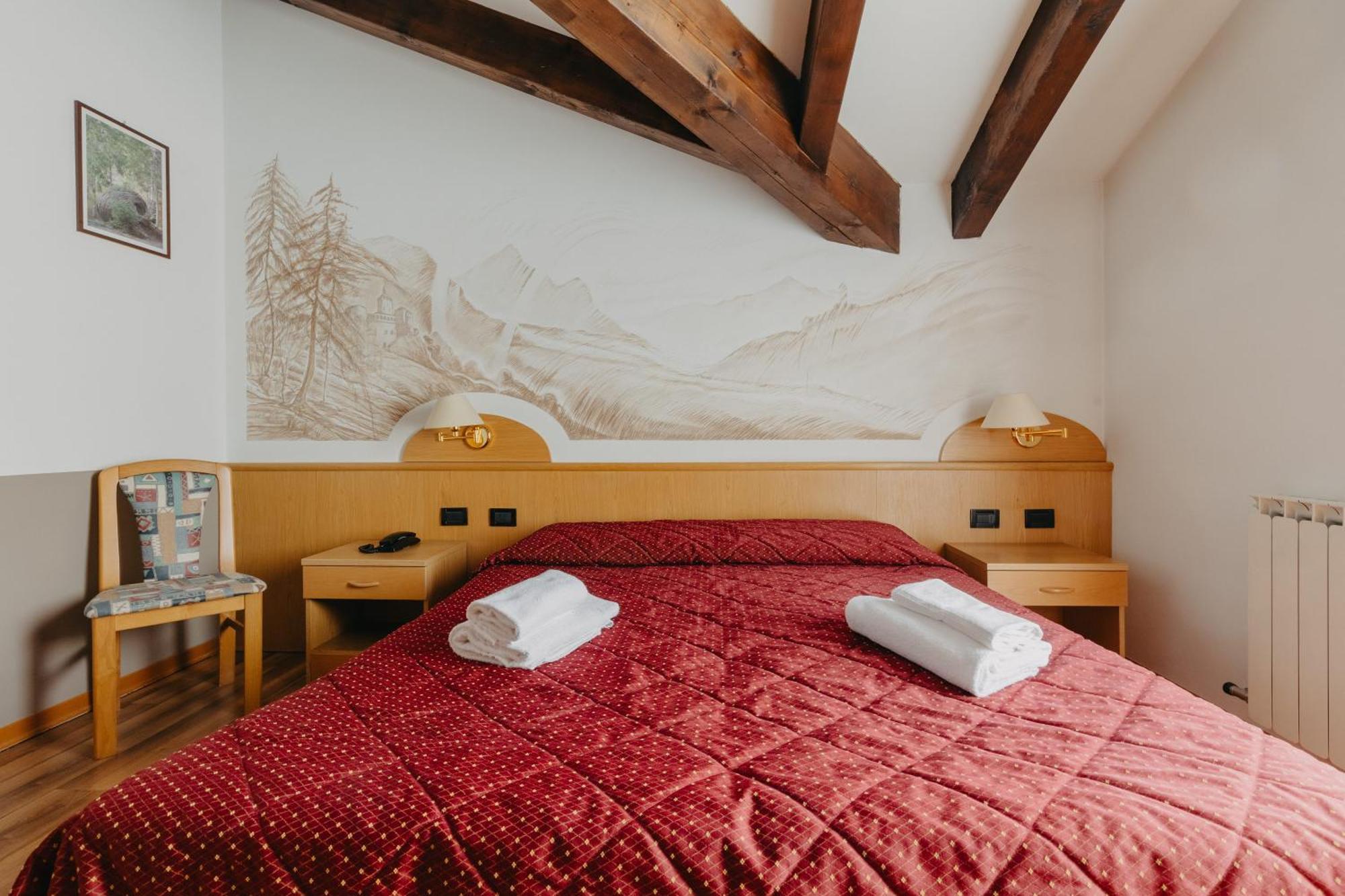 Hotel Spera Strigno Kültér fotó