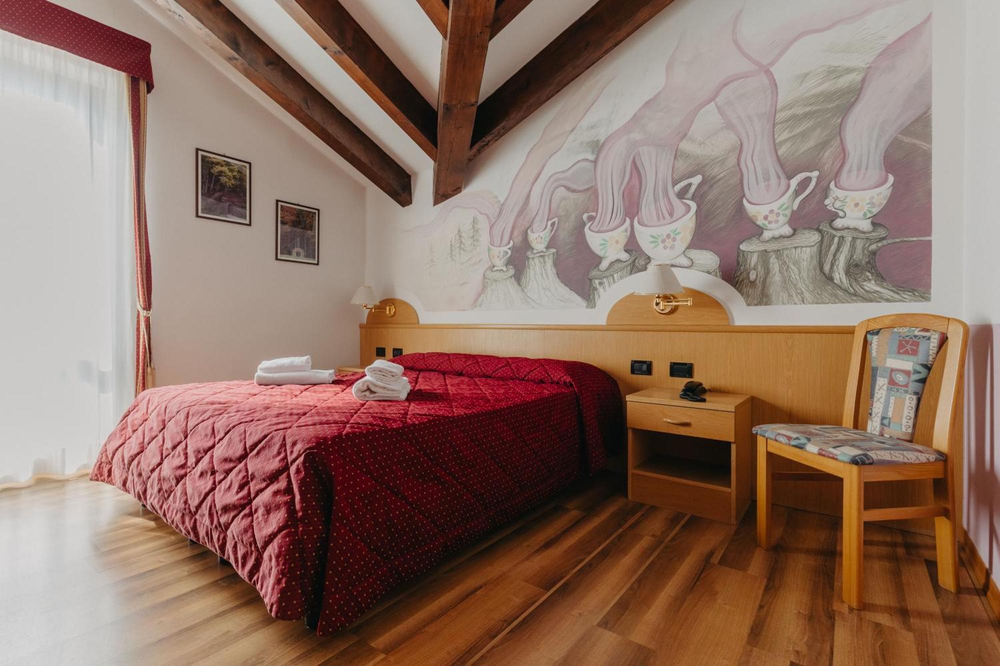 Hotel Spera Strigno Kültér fotó