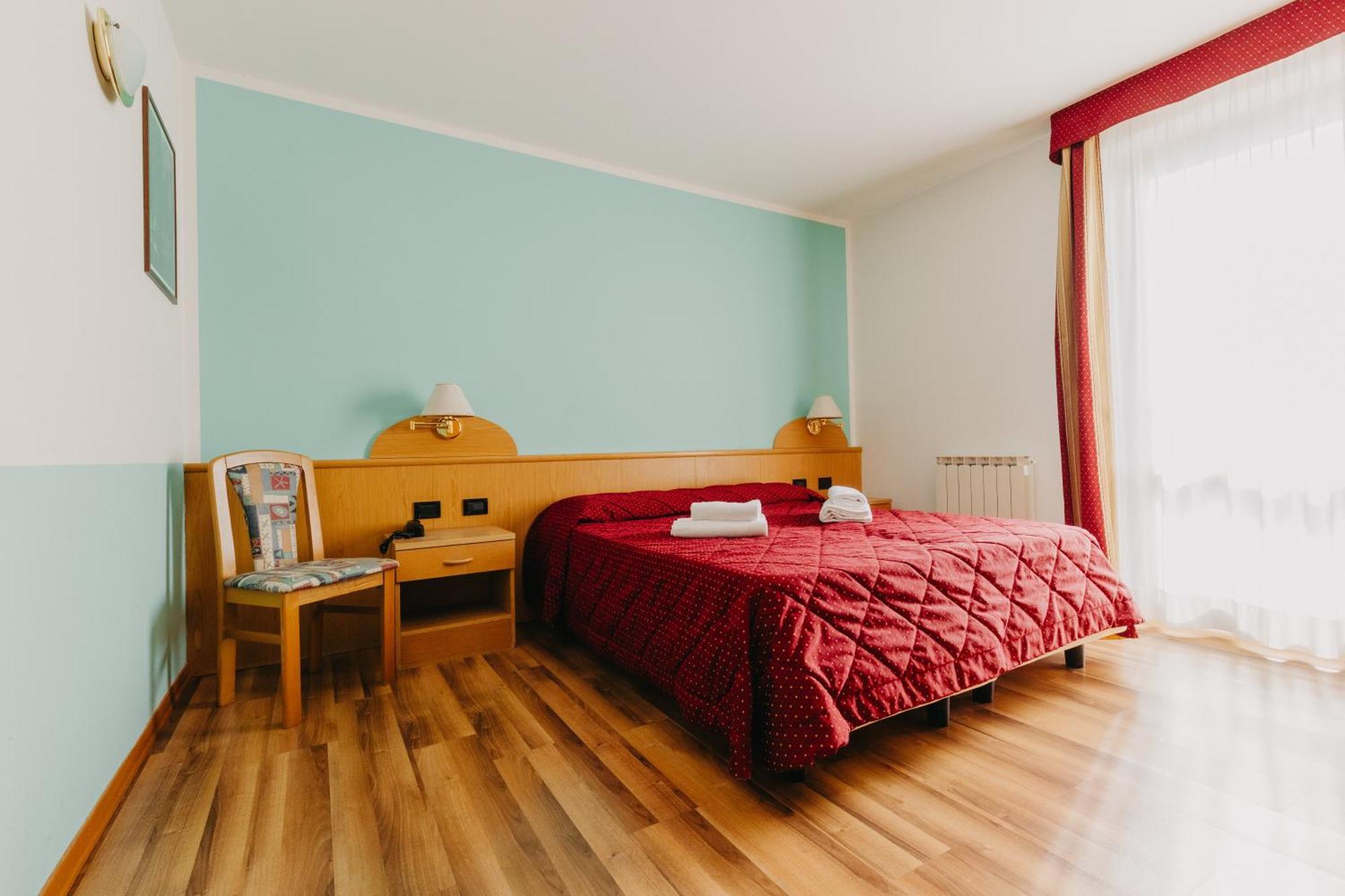 Hotel Spera Strigno Kültér fotó